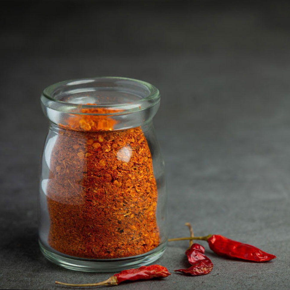cayenne-dried-pepper-glass-jar